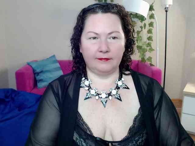 milf-hornys webcam