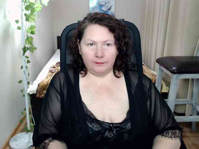 milf-hornys webcam