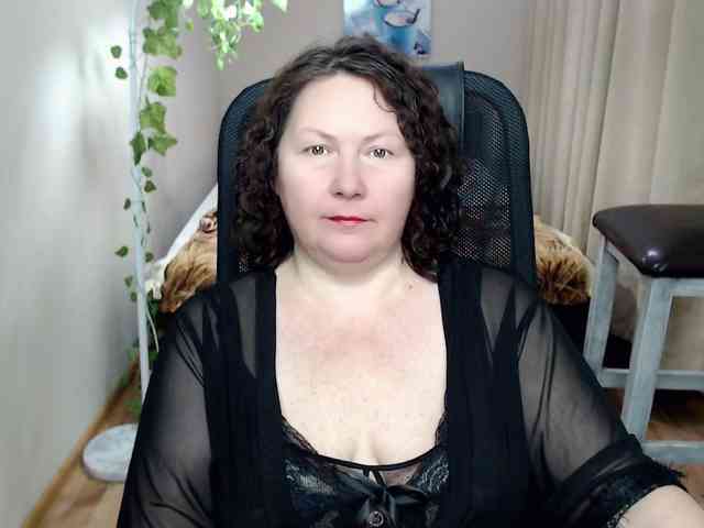 milf-hornys webcam