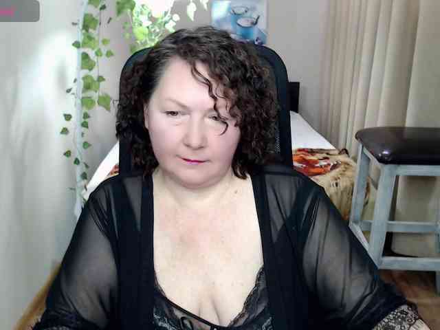milf-hornys webcam