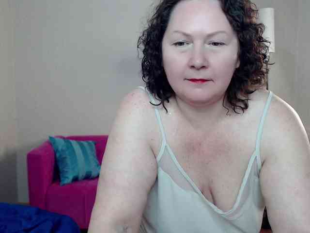 milf-hornys webcam