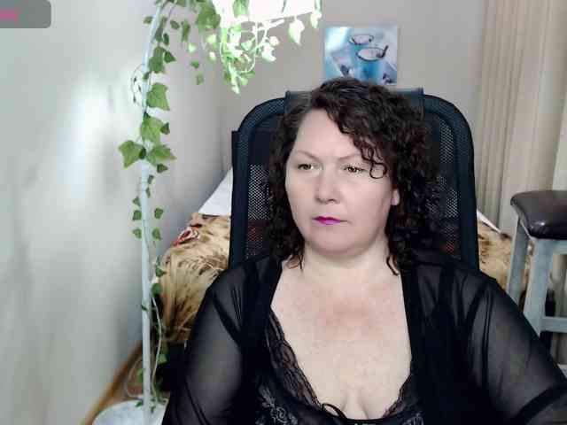 milf-hornys webcam