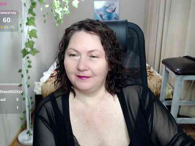 milf-hornys webcam