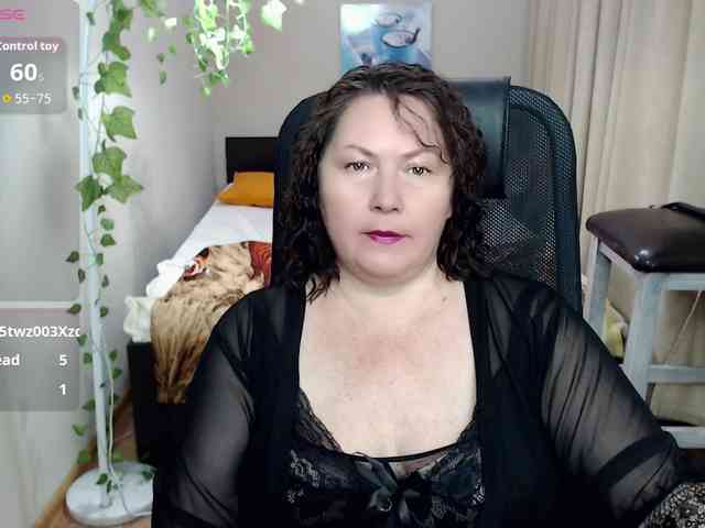 milf-hornys webcam