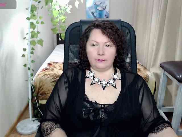 milf-hornys webcam