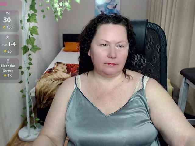 milf-hornys webcam