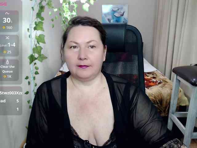 milf-hornys webcam