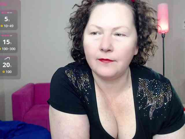 milf-hornys webcam