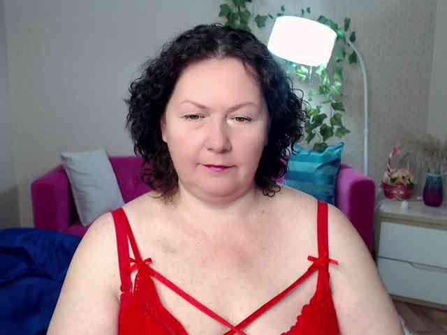 milf-hornys webcam
