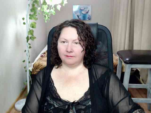 milf-hornys webcam