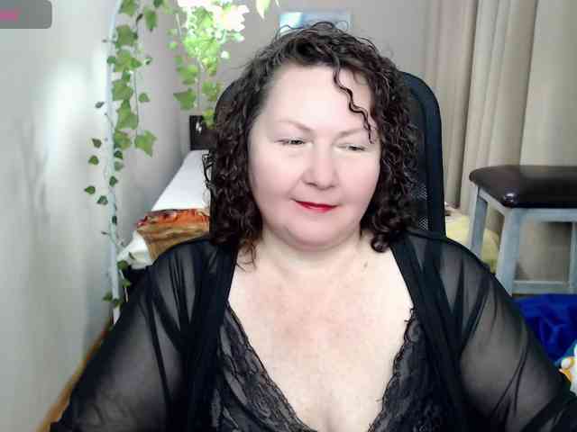 milf-hornys webcam