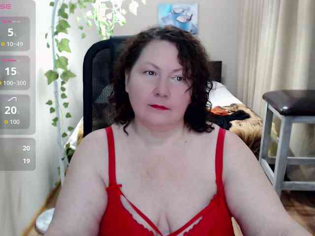 milf-hornys webcam