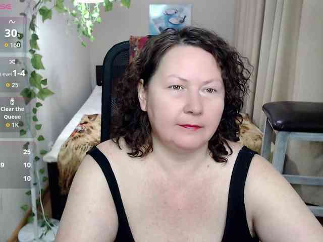 milf-hornys webcam