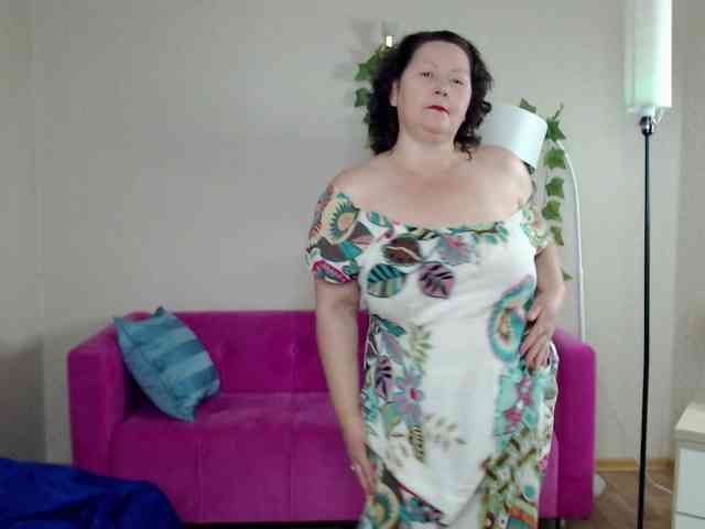 milf-hornys webcam