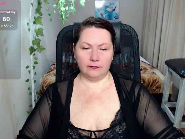 milf-hornys webcam