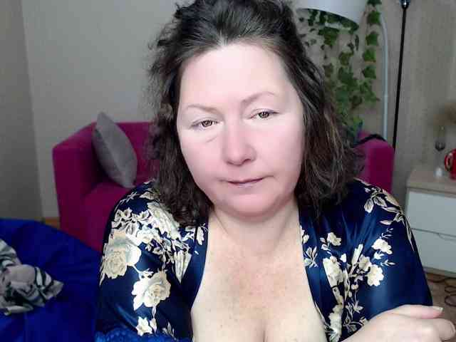 milf-hornys webcam