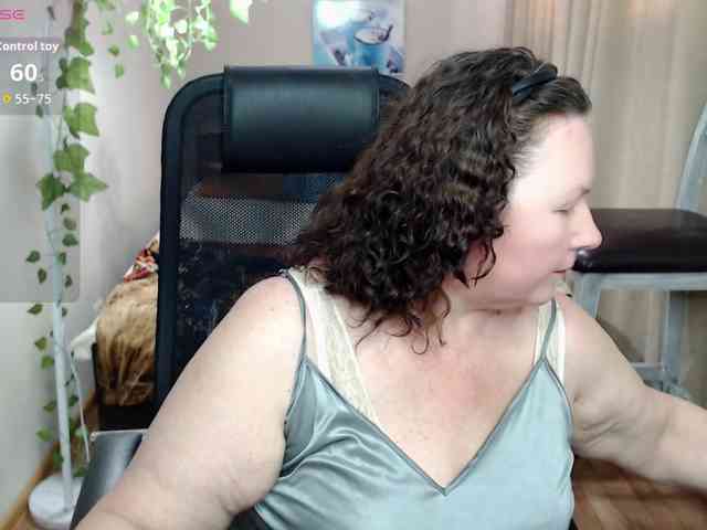 milf-hornys webcam