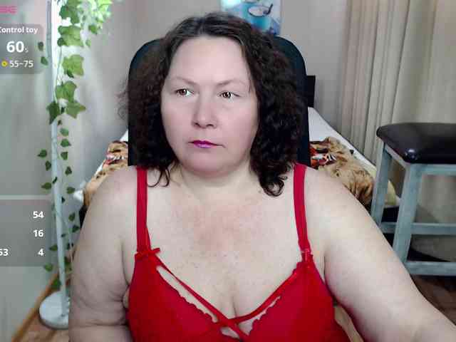 milf-hornys webcam