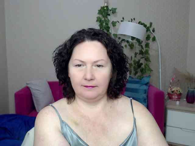 milf-hornys webcam