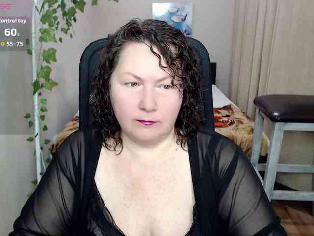 milf-hornys webcam