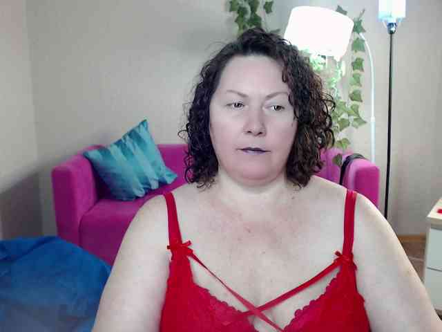 milf-hornys webcam