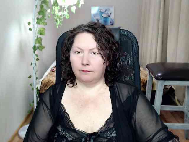 milf-hornys webcam