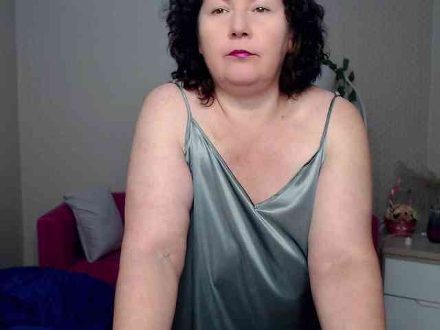 milf-hornys webcam