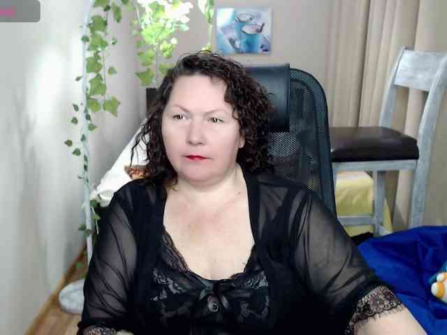milf-hornys webcam