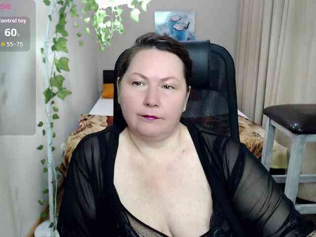 milf-hornys webcam