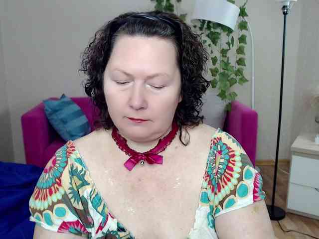 milf-hornys webcam