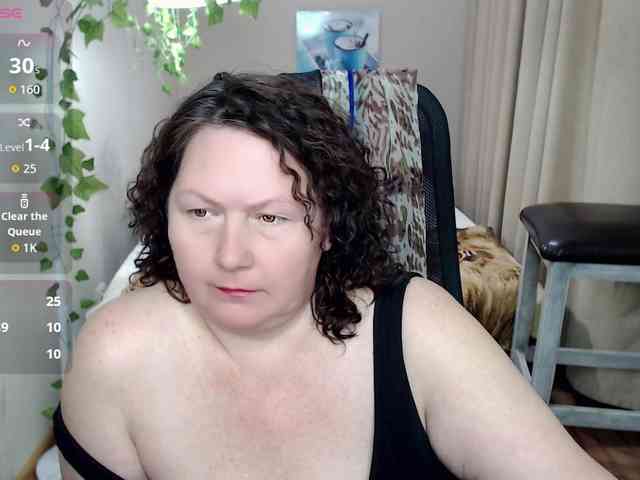 milf-hornys webcam