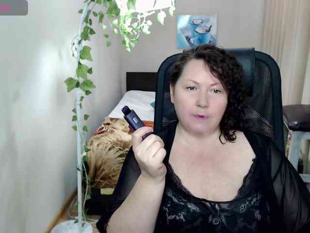 milf-hornys webcam