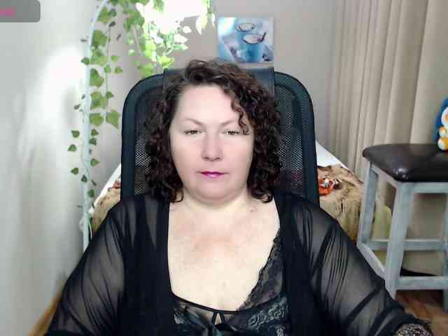 milf-hornys webcam