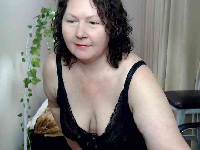 milf-hornys webcam