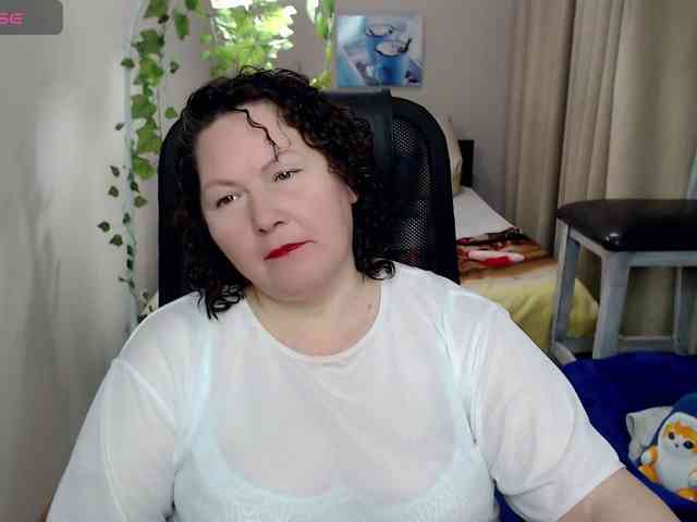 milf-hornys webcam
