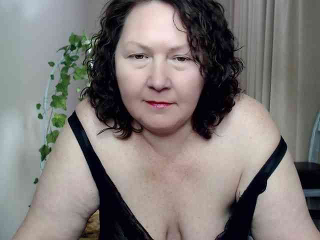 milf-hornys webcam