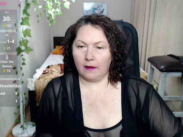 milf-hornys webcam