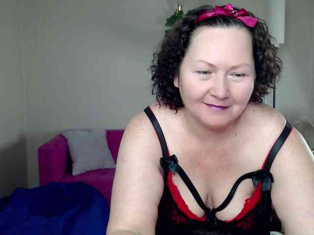 milf-hornys webcam