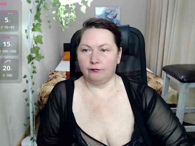milf-hornys webcam