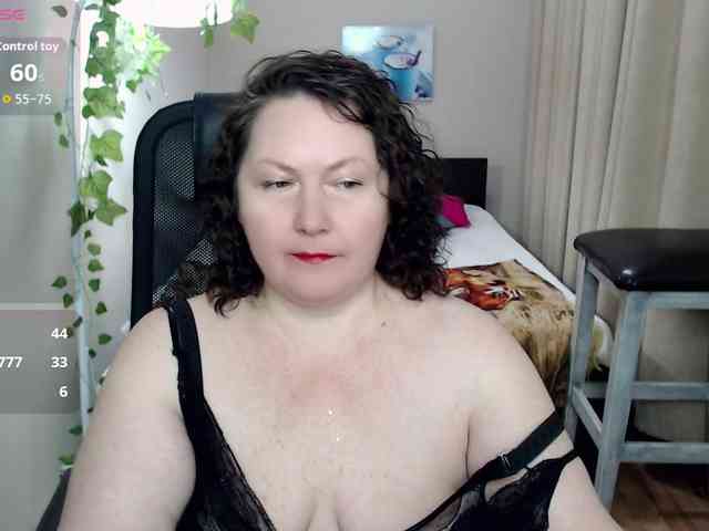 milf-hornys webcam