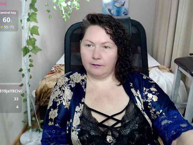 milf-hornys webcam