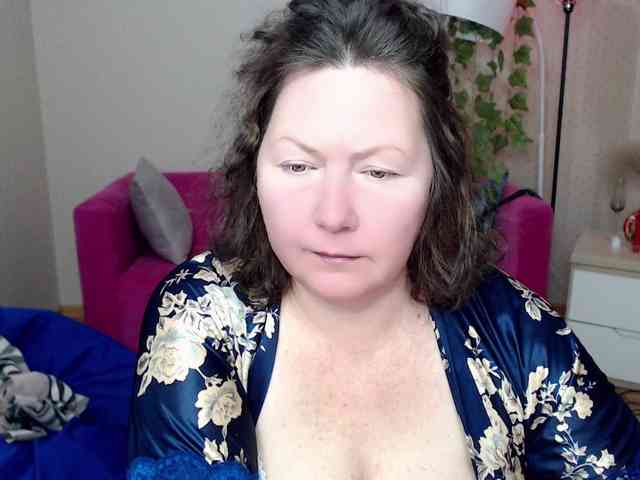 milf-hornys webcam