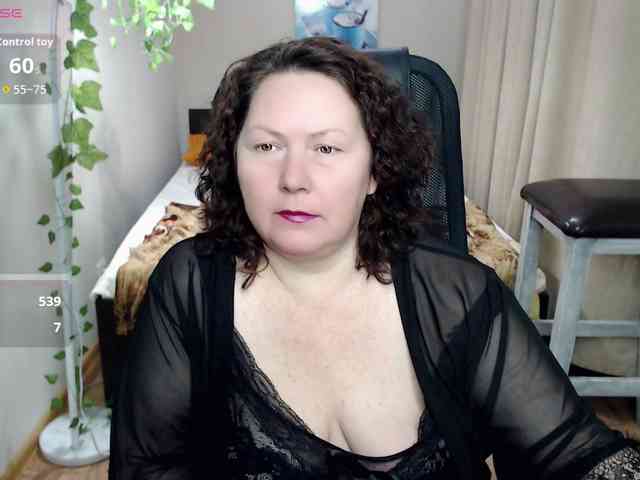 milf-hornys webcam
