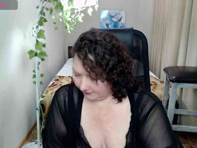 milf-hornys webcam