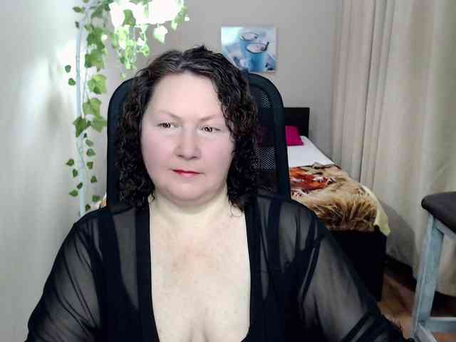 milf-hornys webcam