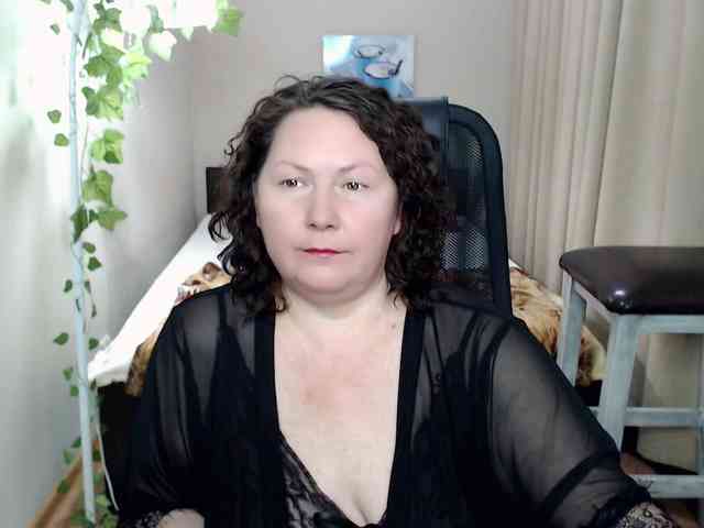 milf-hornys webcam