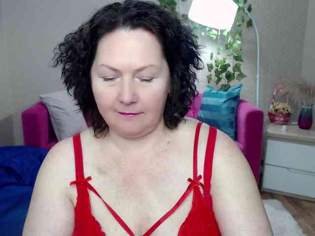milf-hornys webcam