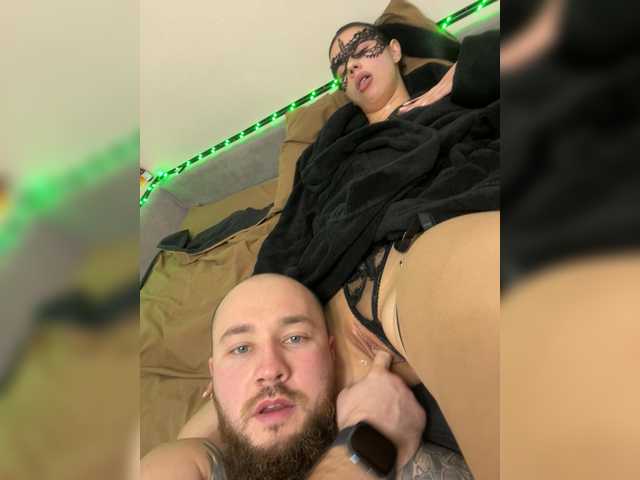 NoMoneyNoHoney's BongaCams show and profile