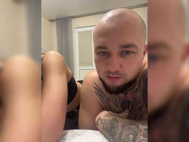 NoMoneyNoHoney webcam