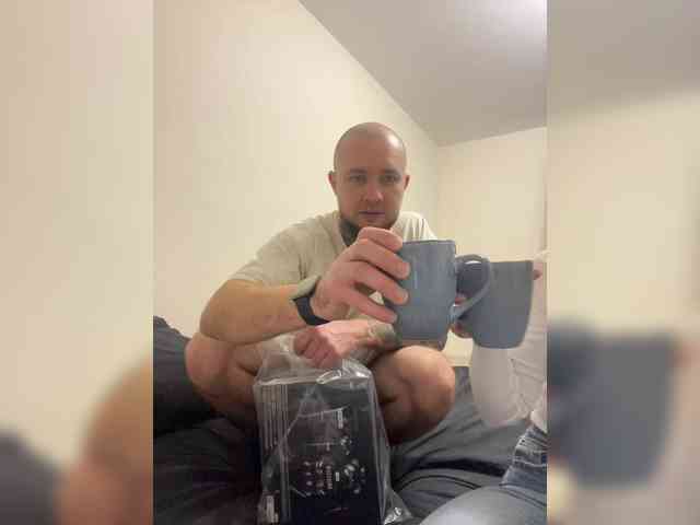 NoMoneyNoHoney webcam